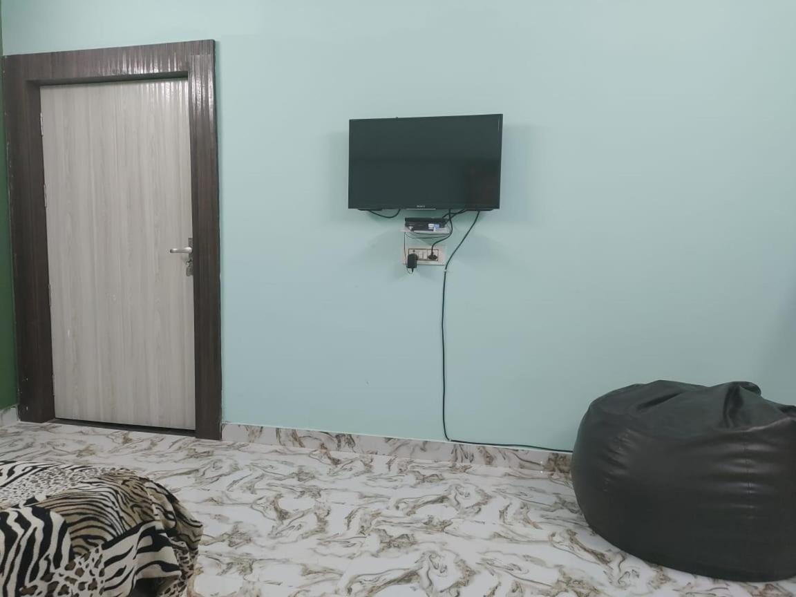 Banarasiya Homestay *